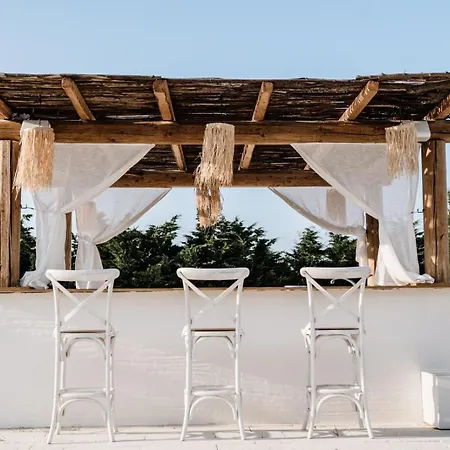 Cantine De Mare - Wine And Resort Чиро-Марина