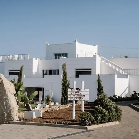 Cantine De Mare - Wine And * Ciro Marina